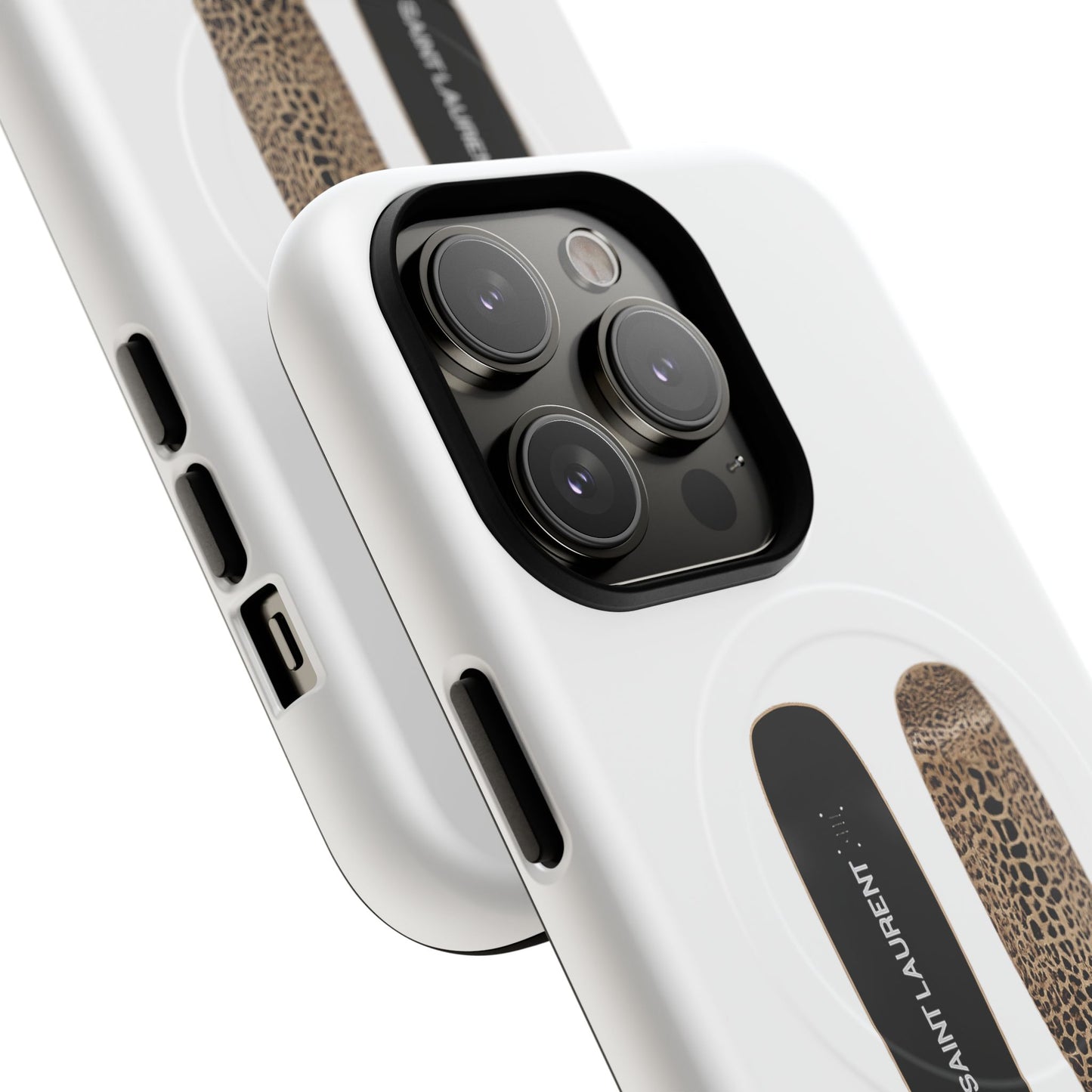 Aiko Skateboards (White) (Magsafe)
