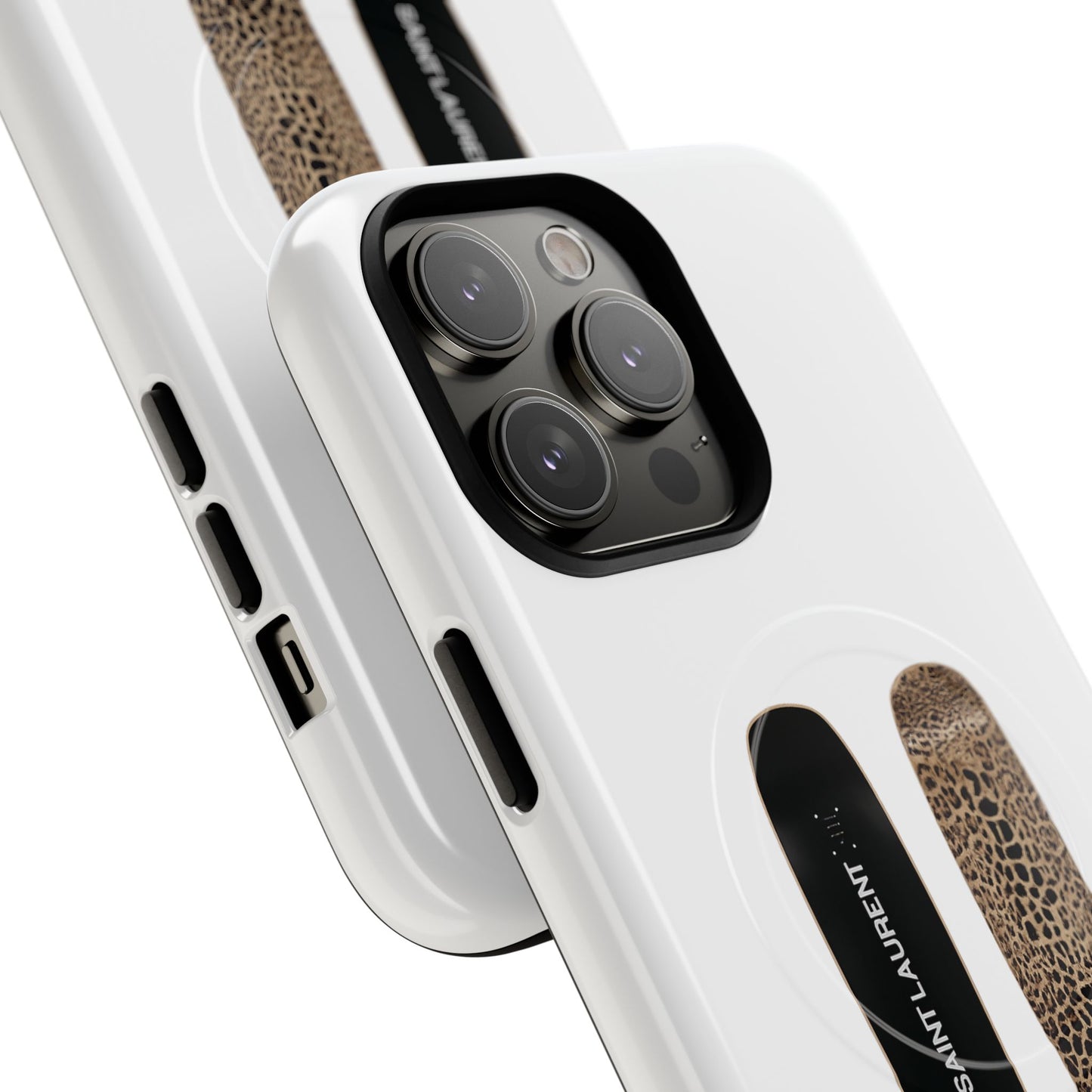 Aiko Skateboards (White) (Magsafe)