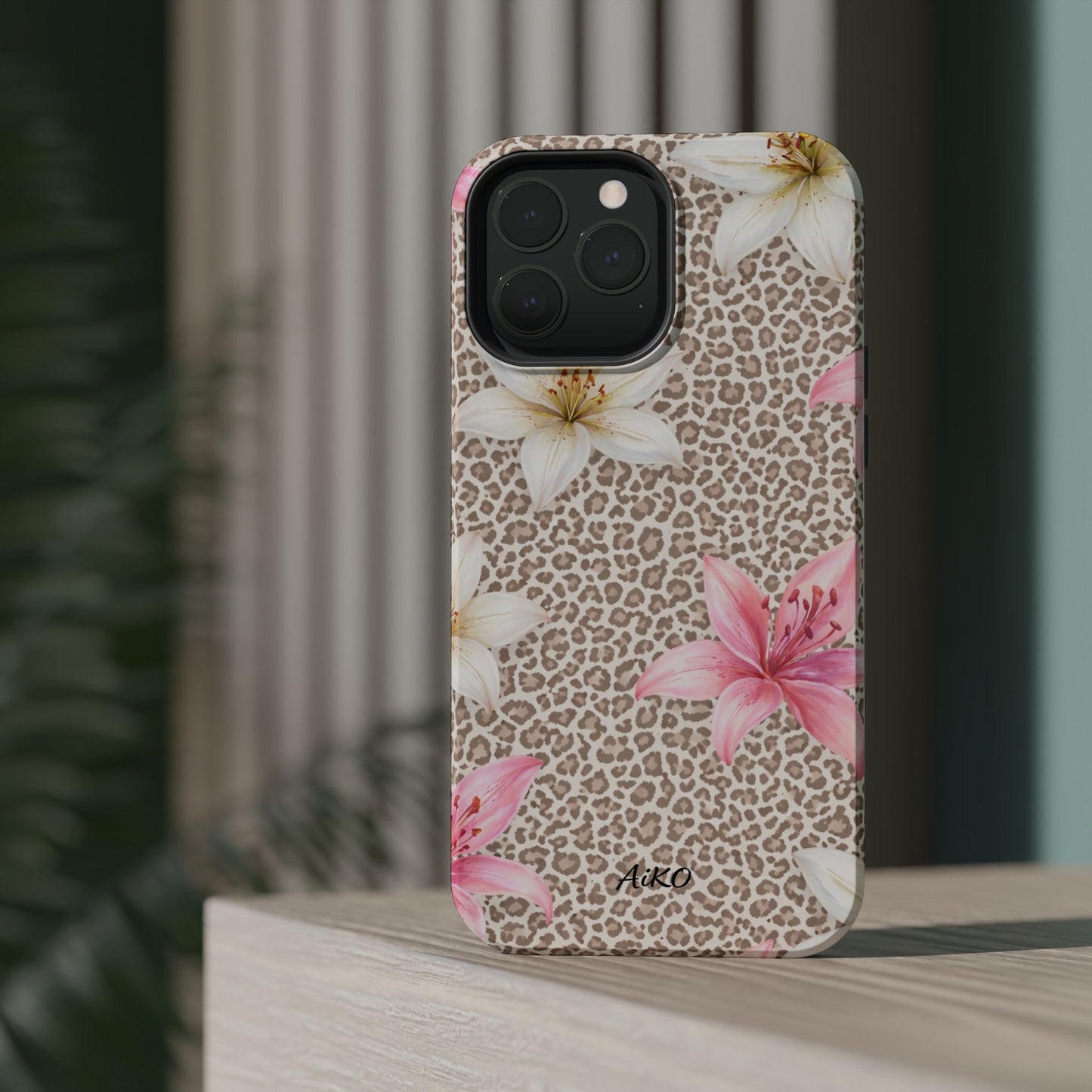 Blossom Grace (Light Leo Print) (Magsafe)